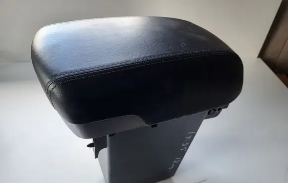 Hyundai ix35 Glove box central console 