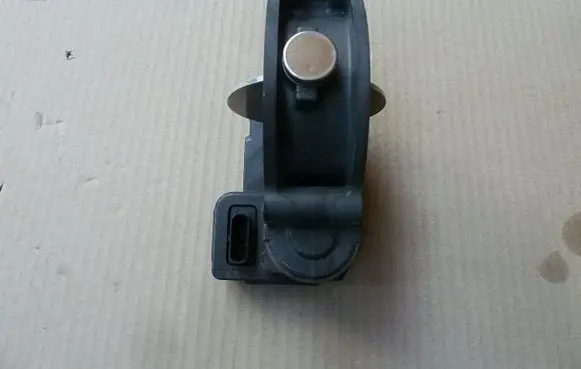 Mercedes-Benz ML W163 Throttle body valve 0280750573T