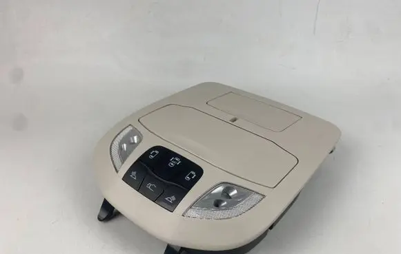 Chrysler Pacifica Front seat light 7EB11PD2AA P7EB11PD2AA