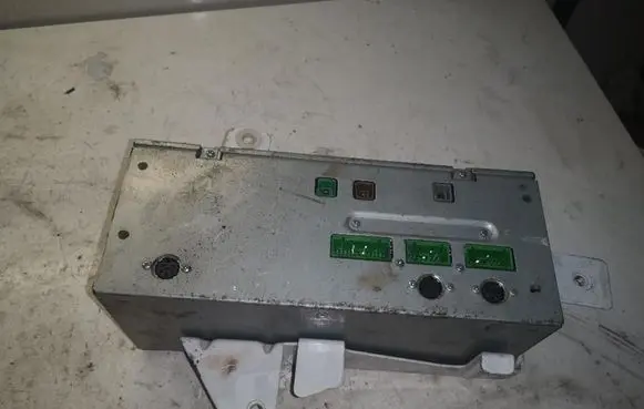 Volvo V70 GPS navigation control unit/module 86510151