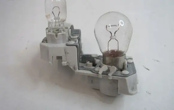 Audi A3 S3 A3 Sportback 8P Headlight/headlamp bulb 8P4945258C