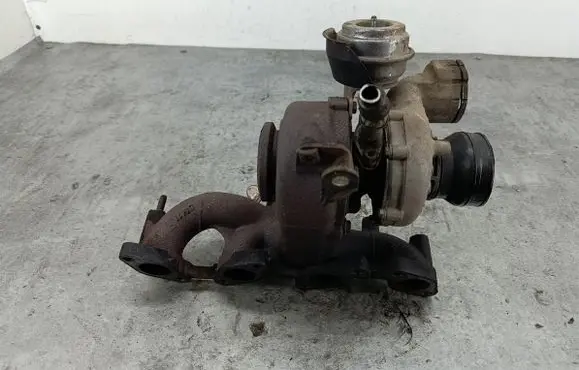Audi A3 S3 8P Turbo 03G253019A