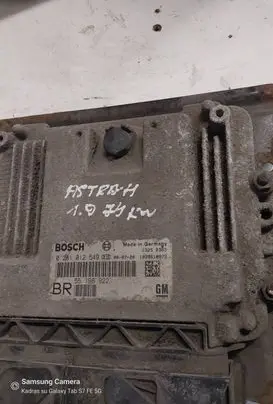 Opel Zafira B Engine control unit/module 55198922 0281012549