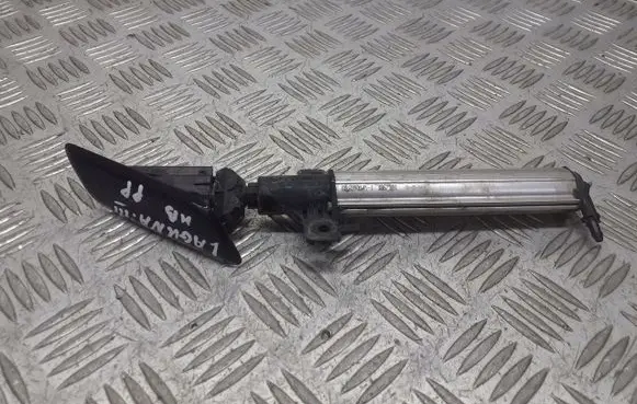 Renault Laguna III Windshield washer spray nozzle 