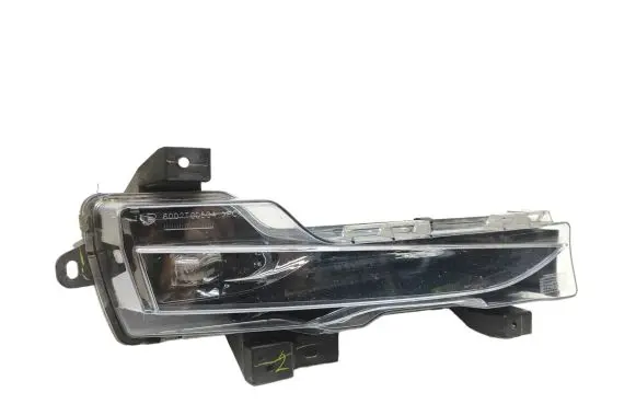 Tesla Model 3 Front fog light 107739600D 110420B F00HTF500608