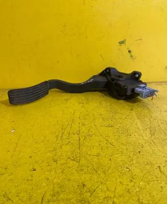 Peugeot 308 Accelerator throttle pedal 9681844480