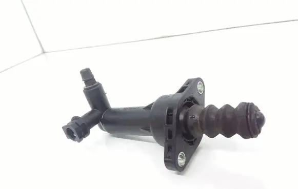 Skoda Fabia Mk3 (NJ) Clutch slave cylinder 5Q0721261K