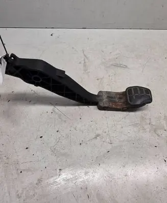 Volkswagen Polo III 6N 6N2 6NF Clutch pedal 6N1721321