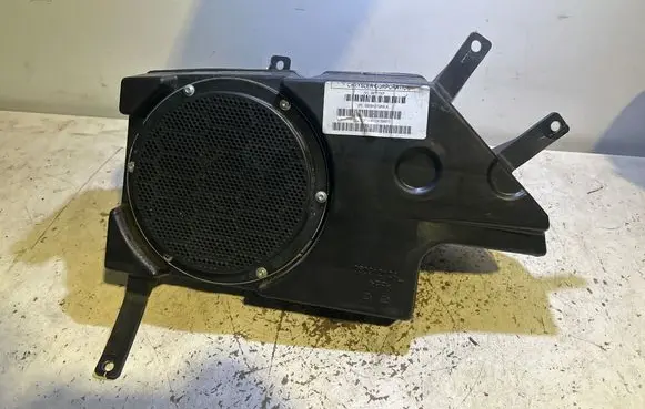 Jeep Cherokee Subwoofer speaker 05091212AB 26777AF F1AA124159511