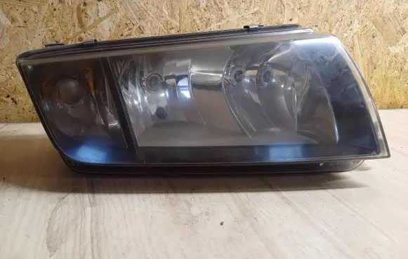Skoda Fabia Mk1 (6Y) Headlight/headlamp 246366