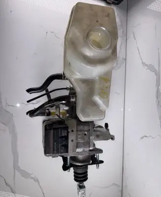Toyota C-HR I ABS Pump 4721010070
