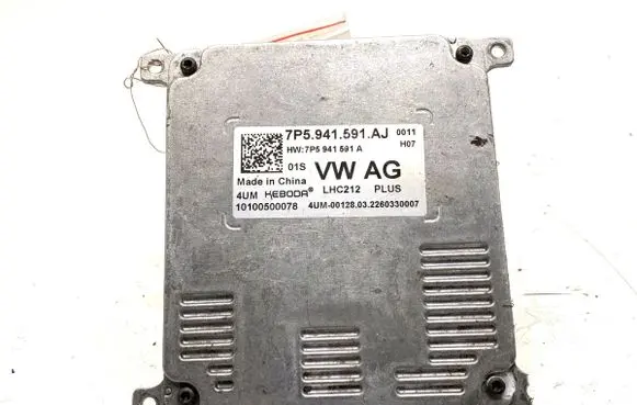 Skoda Karoq Voltage converter/converter module 7P5941591AJ