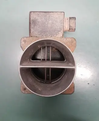Opel Frontera B Mass air flow meter 998995561