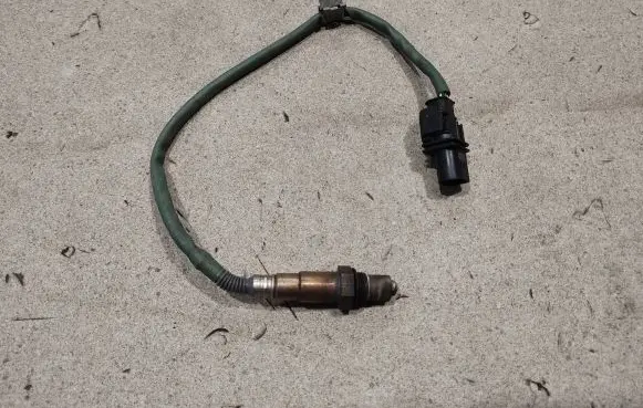 Mercedes-Benz C AMG W204 Lambda probe sensor A0035427018