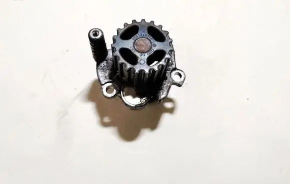 Volkswagen Touran I Water pump 038121031f 038121019d