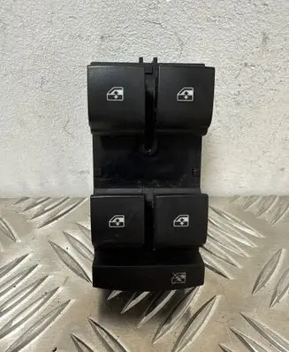 Opel Mokka Electric window control switch 13305011