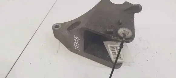 Opel Signum Engine mounting bracket 13112030