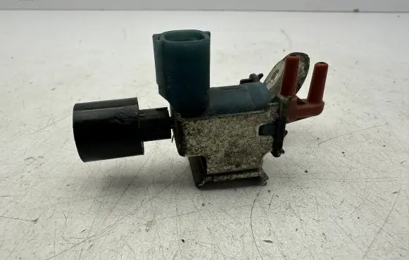 Toyota Yaris Turbo solenoid valve 2586030070