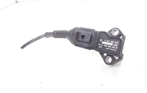 Audi A4 S4 B6 8E 8H Air pressure sensor 038906051D 0261230073