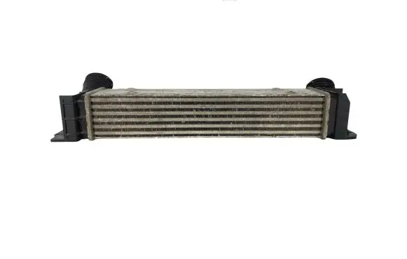 BMW 3 E90 E91 Intercooler radiator 7524916 3093796 2709112341