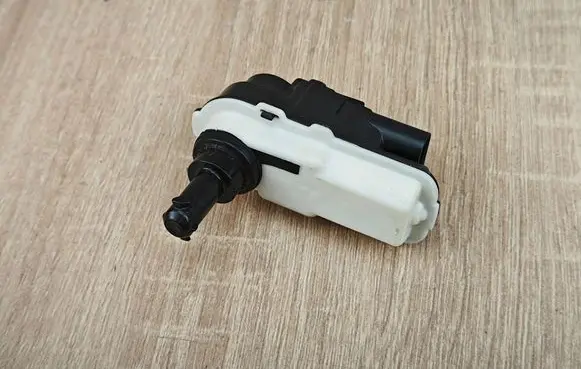 BMW 4 G22 G23 G24 G26 Fuel tank cap lock 9447697