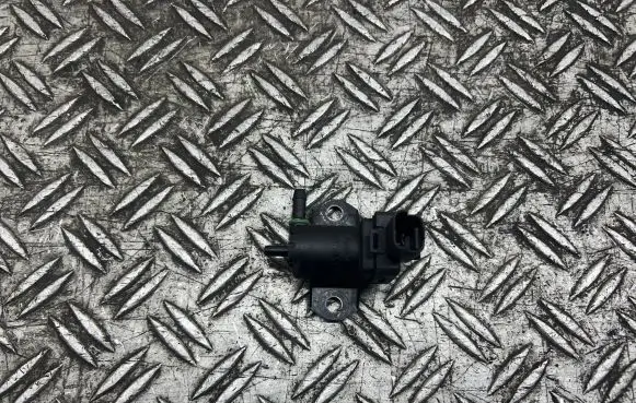 Citroen C5 Vacuum valve 9688124580