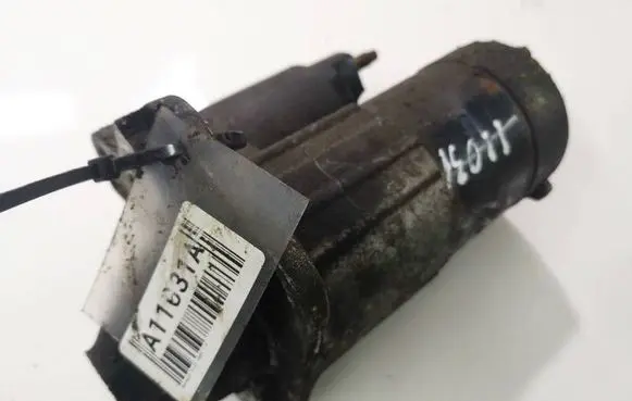 Renault Clio III Starter motor 8200306595 M000T8788