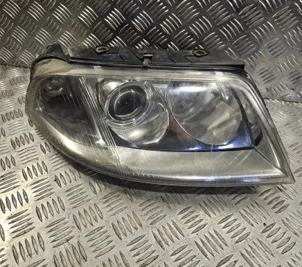 Volkswagen PASSAT B5 Headlight/headlamp 3B0941016AN