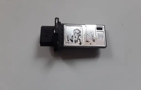 Infiniti M Y51 Mass air flow meter AFH70M38