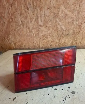 BMW 5 E34 Tailgate rear/tail lights 8769R23 SAER87 TR22D0T