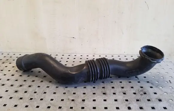 Nissan Primastar Air intake duct part 93861963 8200865658