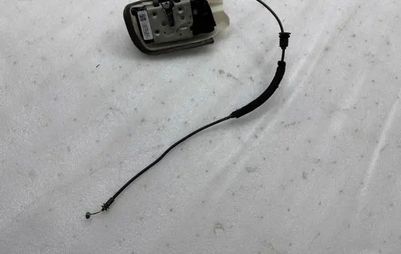 Tesla Model Y Front door lock 150067200A 50067200AA AP122053B06579