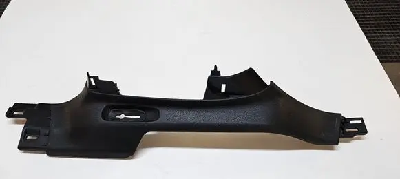 Jeep Grand Cherokee WL (B) pillar trim (bottom) 6ML19TRMA