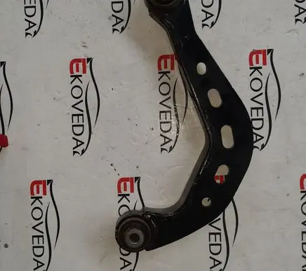 Mazda 3 III Rear control arm 20140724