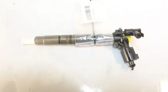 Audi A4 S4 B8 8K Fuel injector