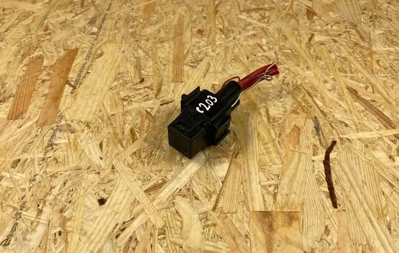 BMW X3 F25 Coolant fan relay 9207913
