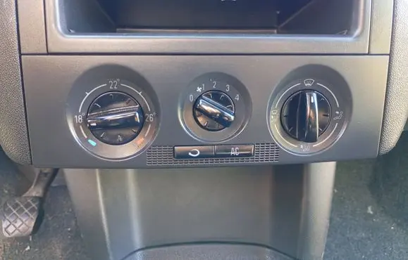 Skoda Fabia Mk1 (6Y) Climate control/heater control trim