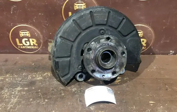 Volkswagen Caddy Front wheel hub spindle knuckle