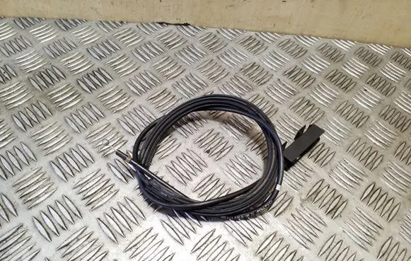 Skoda Octavia Mk3 (5E) Engine bonnet/hood lock release cable 5E0823535B