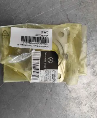 Mercedes-Benz G W463 2nd Gen Other exhaust manifold parts A6421423180
