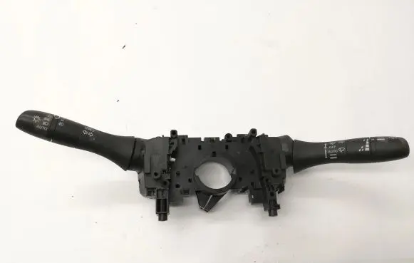 Nissan Qashqai Indicator stalk 14804SD2