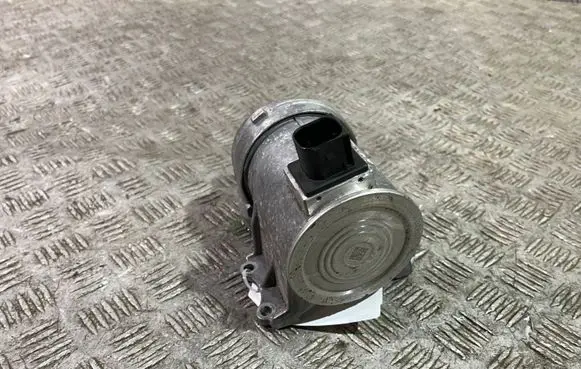 Volvo XC90 Water pump 31368715