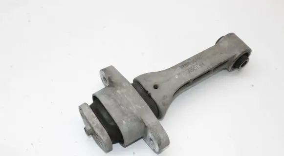 Hyundai ix35 Engine mount bracket 219502S100