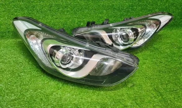 Hyundai i30 Headlights/headlamps set 92102A6000WYSYLKA R009H3EG R009H32FGD