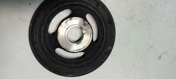 Citroen DS3 Crankshaft pulley 9654961080