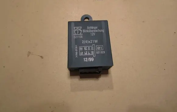 Audi A4 S4 B5 8D Other relay 321106 214X21W