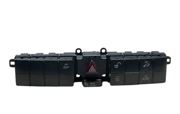 Mercedes-Benz C W203 Hazard light switch 2038707910 33635703