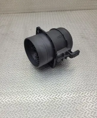 Volkswagen Passat Alltrack Mass air flow meter 05L906461E