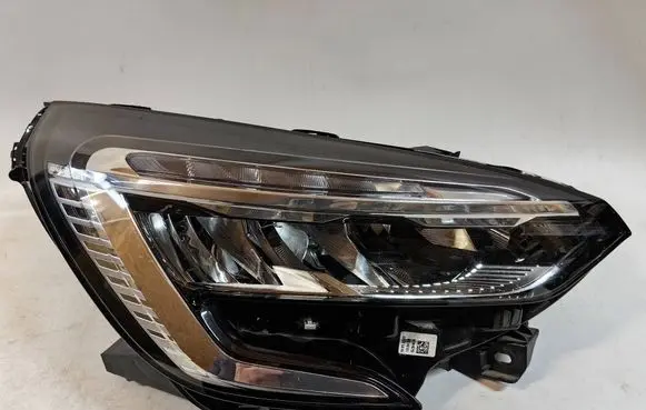 Renault Clio V Headlight/headlamp 260103814R