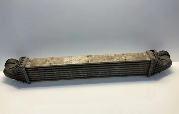 Mercedes-Benz E W211 Intercooler radiator A2115001102 G1592002 2115001102